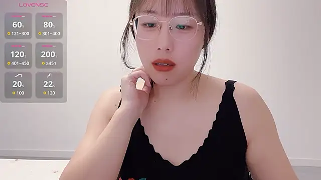 Snapshot of suisui322 chatting on 01/10/26, 02:08 suisui322 online show from 01/10/26, 02:08