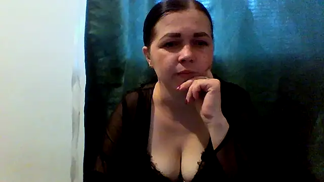 Vitalina282128 online show from 06/25/26, 02:43