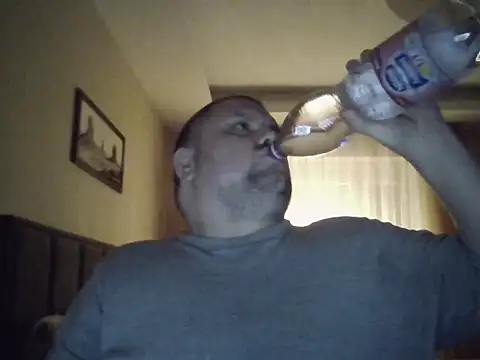 Snapshot of cyrex_monster chatting on 11/30/25, 09:30 cyrex monster online show from 11/30/25, 09:30