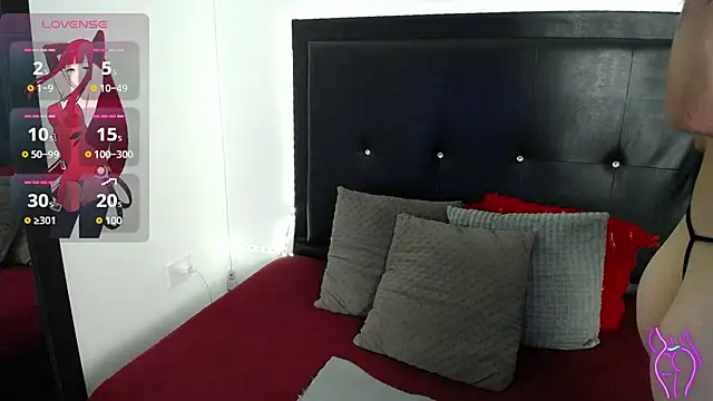 perla stone 20 online show from 05/08/26, 10:15