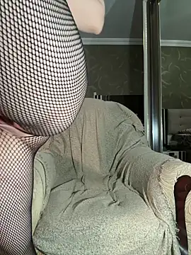 Snapshot of itsmeAlarann chatting on 02/27/26, 01:49 itsmeAlarann online show from 02/27/26, 01:49