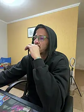 Snapshot of Lucasjandre chatting on 07/28/26, 12:51 Lucasjandre online show from 07/28/26, 12:51