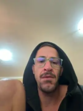 Snapshot of Lucasjandre chatting on 07/28/26, 11:17 Lucasjandre online show from 07/28/26, 11:17