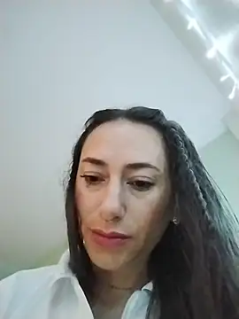 Snapshot of Samantha_curvy1 chatting on 11/27/25, 07:38 Samantha curvy1 online show from 11/27/25, 07:38