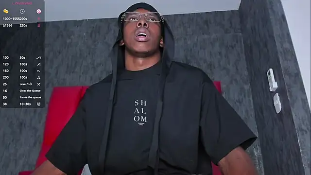 Snapshot of mike_aly chatting on 02/27/26, 03:50 mike aly online show from 02/27/26, 03:50