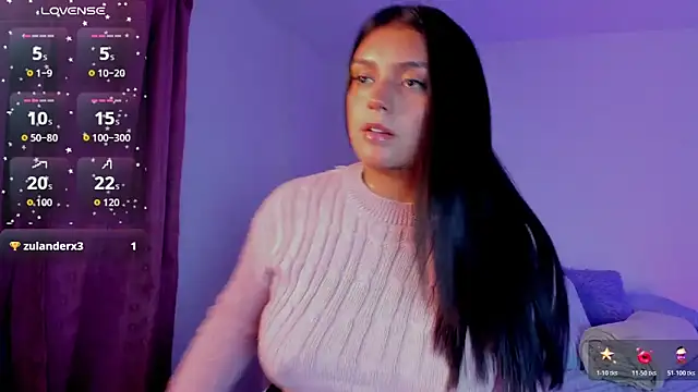 Snapshot of sofii_moretti chatting on 11/18/25, 03:23 sofii moretti online show from 11/18/25, 03:23