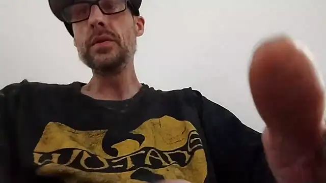 Snapshot of SeeledTemblor chatting on 03/30/26, 01:50 SeeledTemblor online show from 03/30/26, 01:50