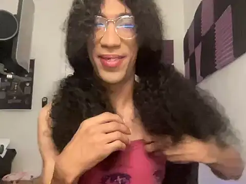 Snapshot of Tehani_Bentley chatting on 11/16/25, 08:36 Tehani Bentley online show from 11/16/25, 08:36