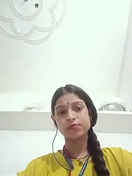 Mohnicute online show from 07/08/26, 06:01
