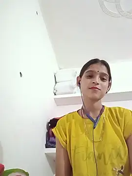 Mohnicute online show from 08/02/26, 07:12
