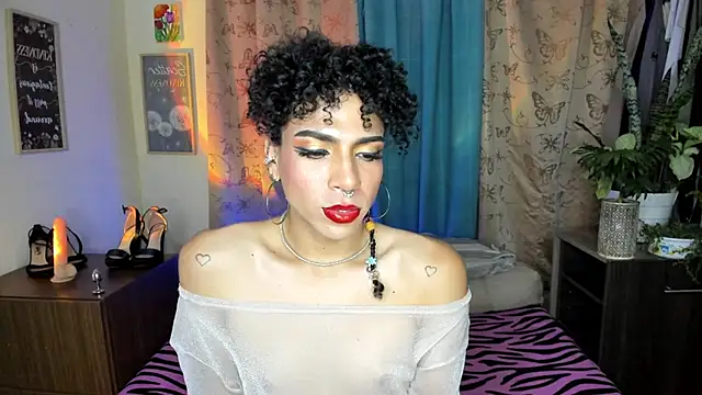 Angel White25 online show from 05/10/26, 01:33