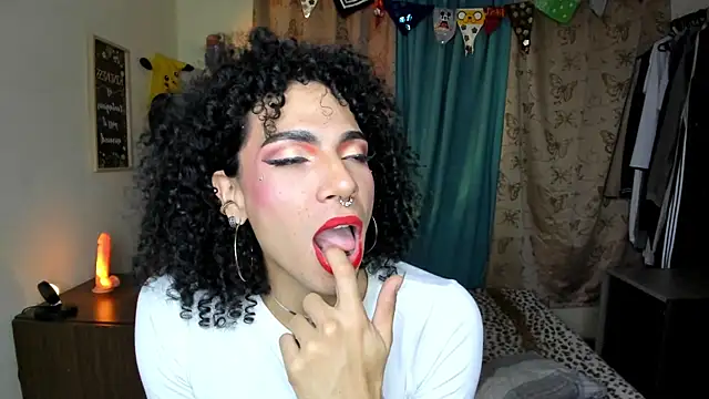 Angel White25 online show from 06/21/26, 04:04