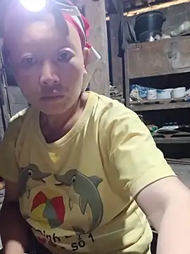 girl-hot2x online show from 06/11/26, 07:28