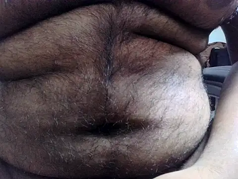 Snapshot of bullhunter_98 chatting on 11/17/25, 08:25 bullhunter 98 online show from 11/17/25, 08:25