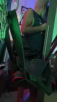 LeatherSdaddy online show from 12/17/25, 11:16