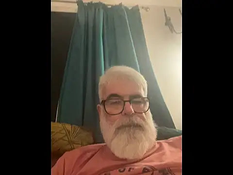 Snapshot of LeatherSdaddy chatting on 01/10/26, 02:19 LeatherSdaddy online show from 01/10/26, 02:19