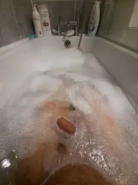 Snapshot of Adam11699 chatting on 02/18/26, 06:26 Adam11699 online show from 02/18/26, 06:26