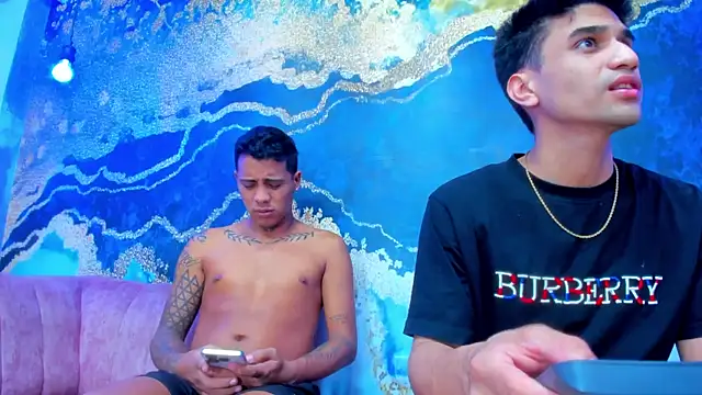 Snapshot of Hottier_Boys chatting on 11/11/25, 08:31 Hottier Boys online show from 11/11/25, 08:31