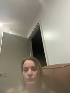 Snapshot of Cutebrowneyes_ chatting on 12/19/25, 11:12 Cutebrowneyes online show from 12/19/25, 11:12