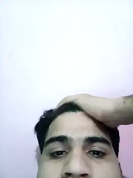 Snapshot of hotyyyyjonny chatting on 11/17/25, 05:41 hotyyyyjonny online show from 11/17/25, 05:41