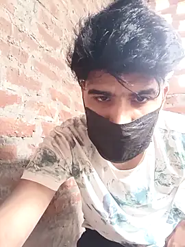 Snapshot of hotyyyyjonny chatting on 12/20/25, 05:14 hotyyyyjonny online show from 12/20/25, 05:14