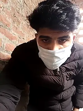 Snapshot of hotyyyyjonny chatting on 12/23/25, 06:22 hotyyyyjonny online show from 12/23/25, 06:22