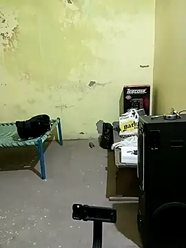 Snapshot of hotyyyyjonny chatting on 03/04/26, 09:26 hotyyyyjonny online show from 03/04/26, 09:26