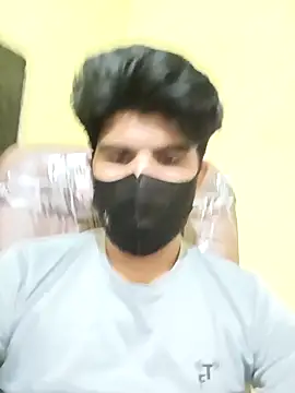 Snapshot of hotyyyyjonny chatting on 03/08/26, 08:18 hotyyyyjonny online show from 03/08/26, 08:18