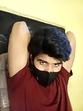 Snapshot of hotyyyyjonny chatting on 03/11/26, 05:13 hotyyyyjonny online show from 03/11/26, 05:13