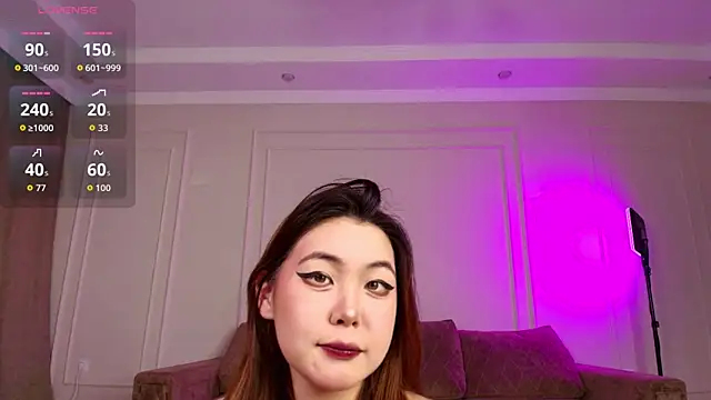Snapshot of yummy_yuna chatting on 04/15/26, 07:21 yummy yuna online show from 04/15/26, 07:21
