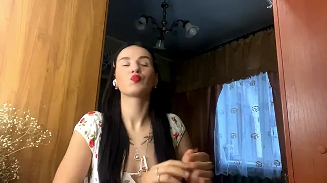 AliciaCapehart online show from 11/23/25, 06:57