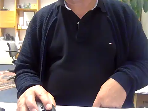 sssuka online show from 12/15/25, 04:22