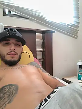 mohamedkarimm online show from 05/26/26, 02:35