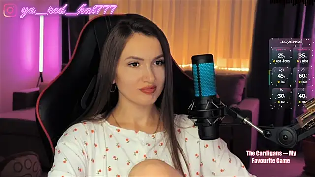 -RED HAT- online show from 06/11/26, 05:11