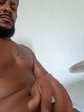 Snapshot of Zepouvinho chatting on 03/02/26, 02:46 Zepouvinho online show from 03/02/26, 02:46