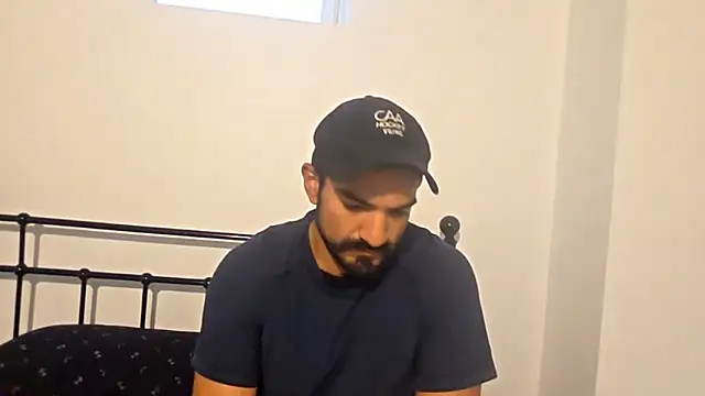 piggylatino online show from 06/12/26, 12:09