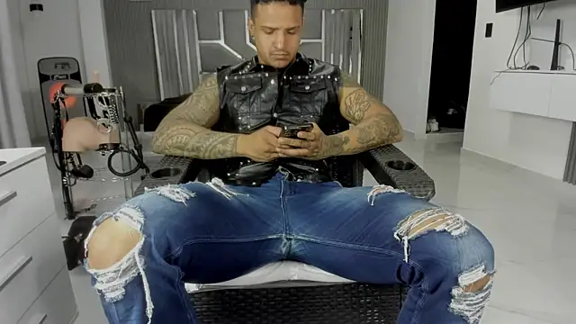 master leather online show from 06/20/26, 01:30