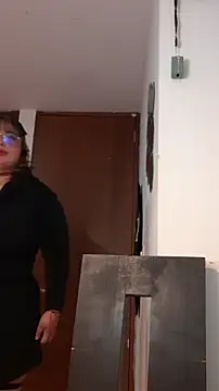 YiniBelle online show from 03/16/26, 03:23