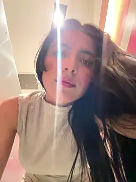 Snapshot of Cristal_Cerati_ chatting on 01/15/26, 12:48 Cristal Cerati online show from 01/15/26, 12:48