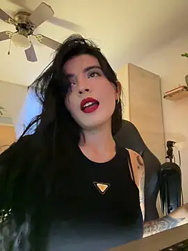 Snapshot of Cristal_Cerati_ chatting on 05/19/26, 10:49 Cristal Cerati online show from 05/19/26, 10:49