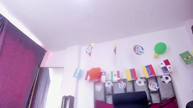 sarahhernandez online show from 07/04/26, 03:07