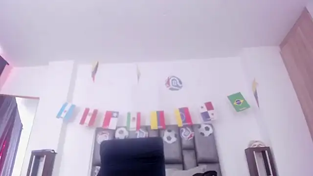 sarahhernandez online show from 07/11/26, 03:26