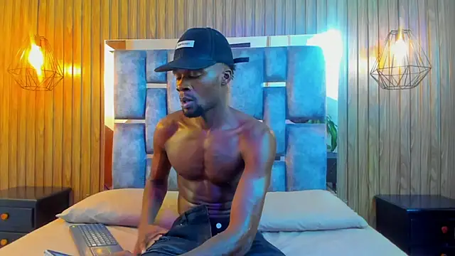 Snapshot of Ethan__OPry chatting on 12/13/25, 08:47 Ethan OPry online show from 12/13/25, 08:47