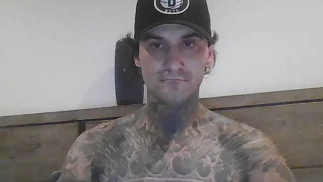 Snapshot of tattsNcock chatting on 11/24/25, 05:12 tattsNcock online show from 11/24/25, 05:12