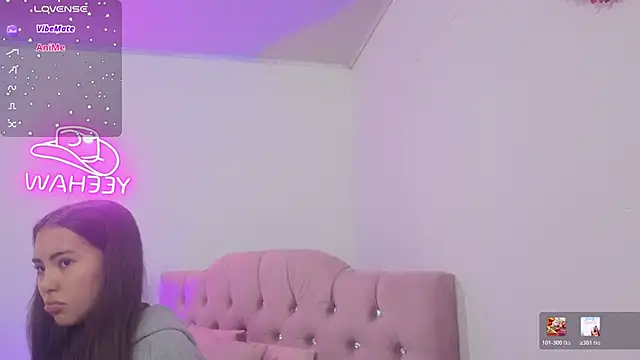 ISABELA TAY online show from 04/24/26, 11:34