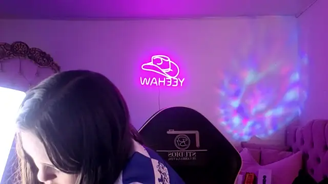 ISABELA TAY online show from 06/27/26, 11:59