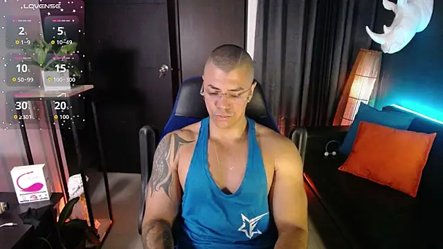 Zed ferrer online show from 05/17/26, 09:49