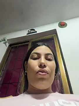 Anna Bitch Disgusting online show from 05/06/26, 01:57