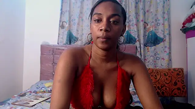Snapshot of AishaOwens chatting on 12/23/25, 03:48 AishaOwens online show from 12/23/25, 03:48