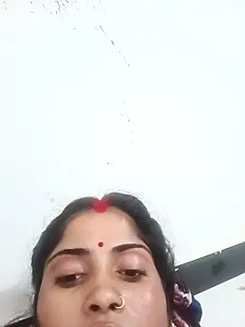 Snapshot of Pushpa_hotty chatting on 12/23/25, 10:57 Pushpa hotty online show from 12/23/25, 10:57